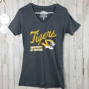 Mizzou Tigers V-neck Tee Shirt Gray Size Medium